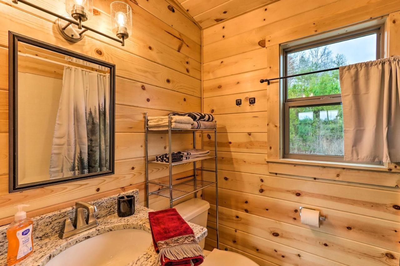 Cozy Mtn Cabin Spacious Deck And Forest Views! Мърфи Екстериор снимка